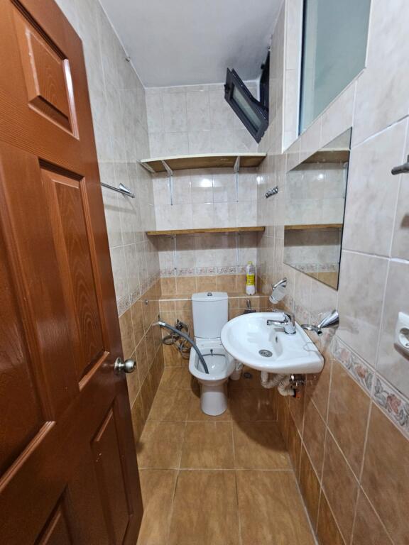 Apartament 1+1 me qira – Blloku “Gintash”, Laprakë