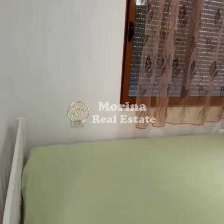 Qera Garsionere, Laprak,  250 Euro/muaj