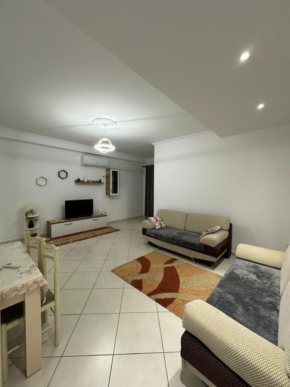 Jepet me qira apartament 2+1+2 ASTIR Bar Oslo 550€ i diskutushem