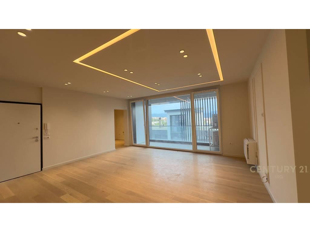 🏡 NË SHITJE – APARTAMENT LUKSOZ 3+1+2 pranë Pallatit të Brigadave