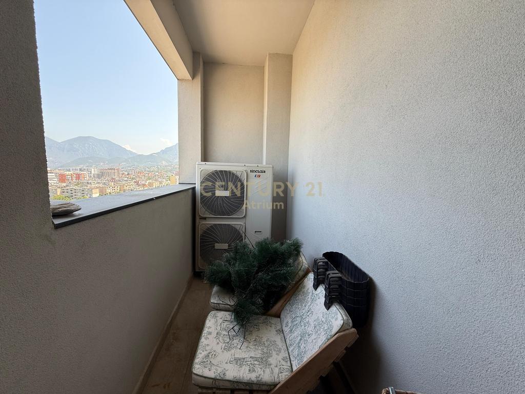 Vendesi appartamento 2+1+2+deposito+2 balconi nel complesso asl ! 300.000 €