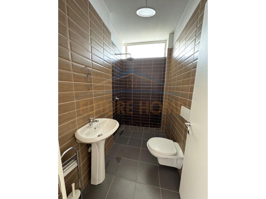 Vendesi Appartamento 2+1+2+Veranda, Linze.