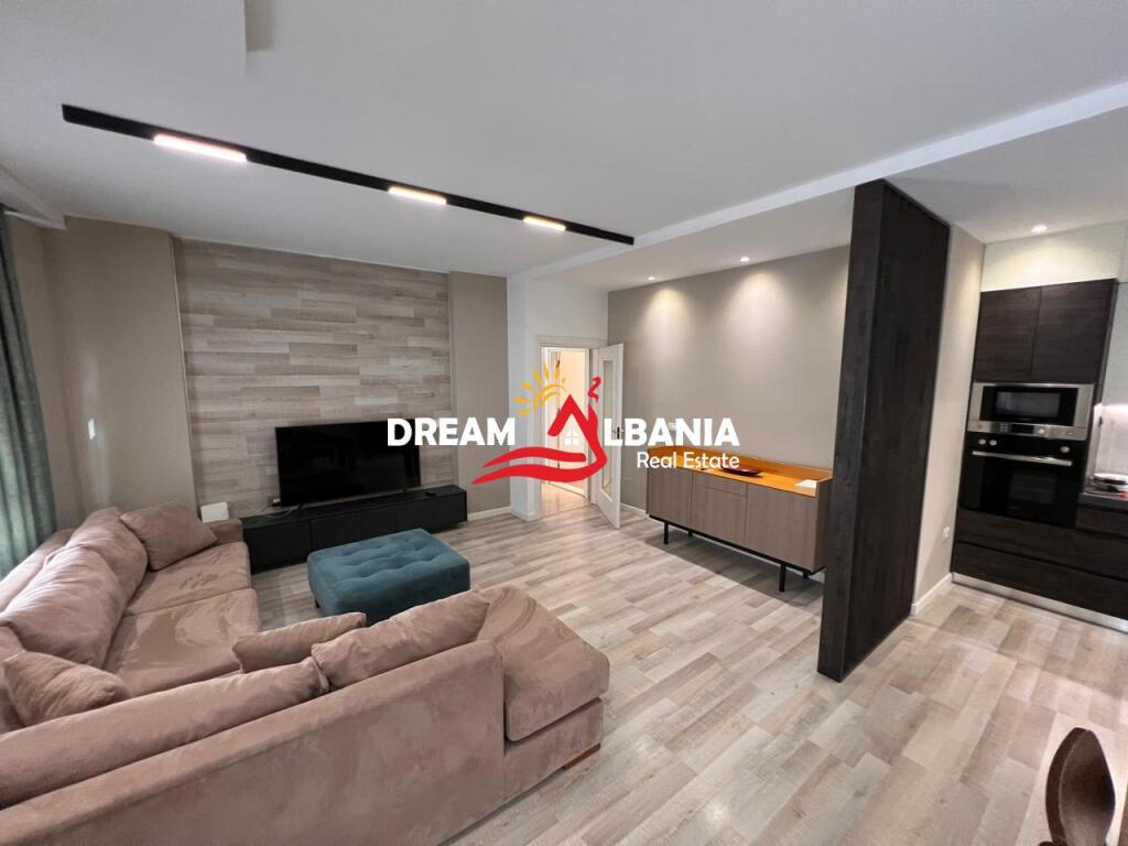 Apartment 2+1 for rent at 21 Dhjetori near Mondial in Tirana(ID 42215374)