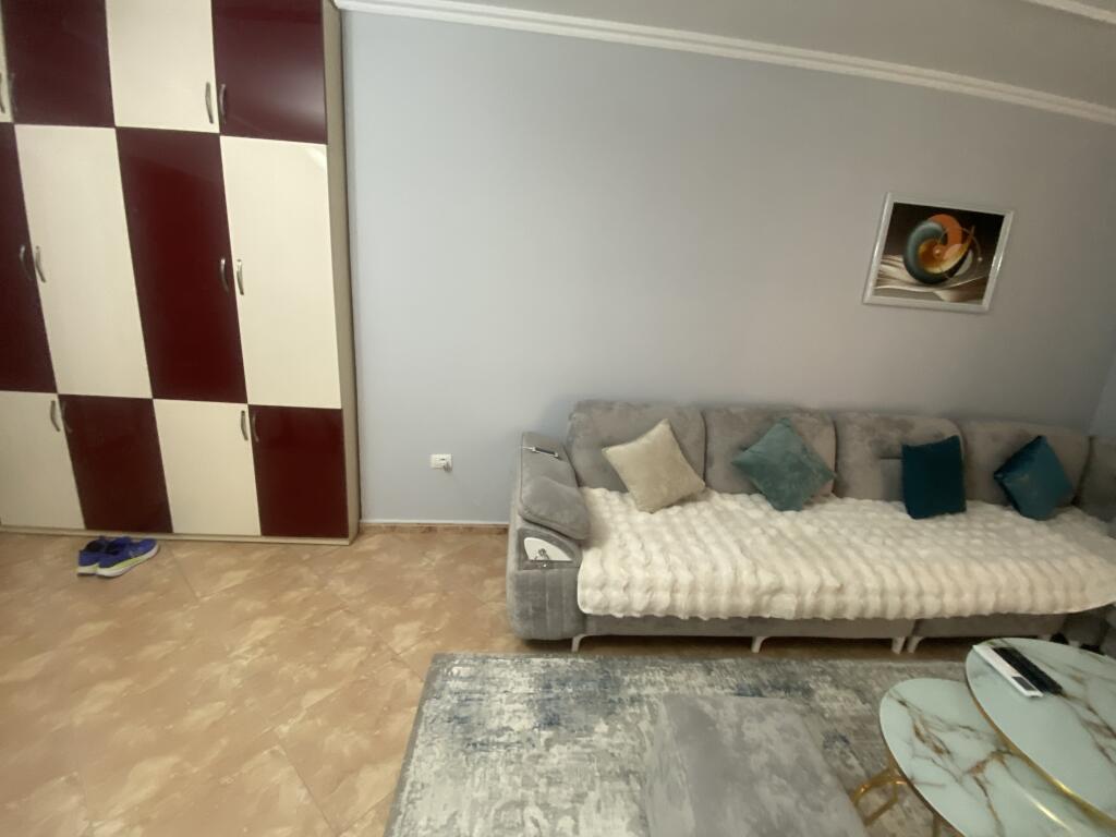 3+1,e mobiluar,kompleksi usluga stacion treni,cmimi 900 euro