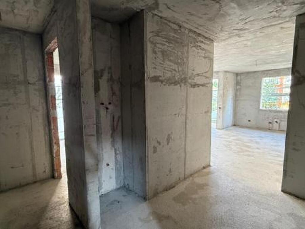 Shitet, Apartament 2+1+2, Kompleksi Palladium, Liqeni i Thate, Tirane