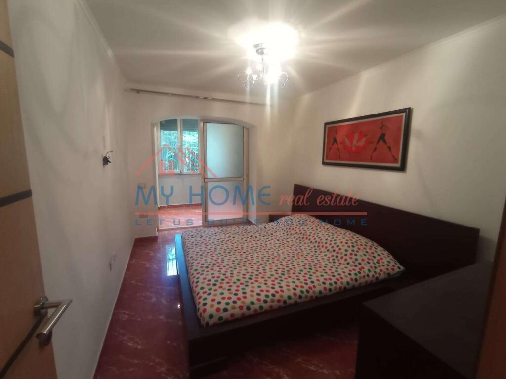 Apartament 1+1 me Qera ne Rruga Idriz Dollaku ne Ali Dem