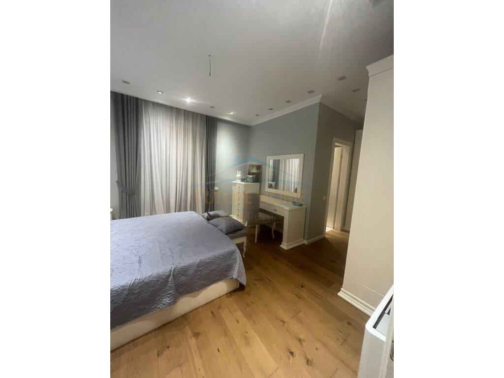 Qera, Apartament 2+1+2+Post Parkimi, Kopshti Botanik