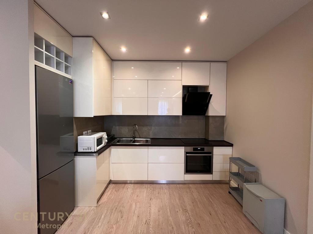 🏢 Jepet me Qira Apartament 3+1+2 – Kompleksi Prestige, Tiranë