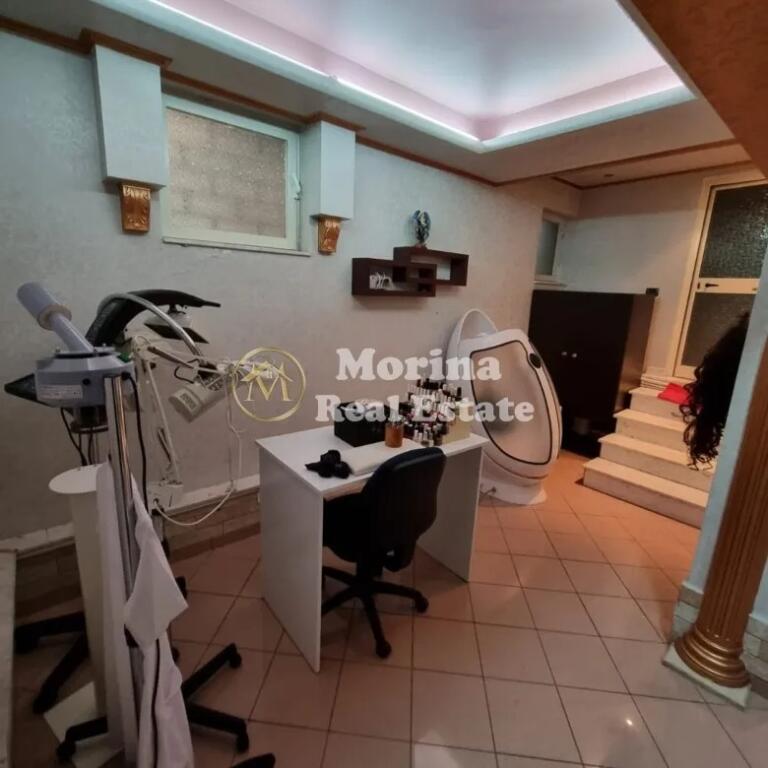 Shitet, Ambient Biznesi, Rruga e Durresit, 450,000 Euro