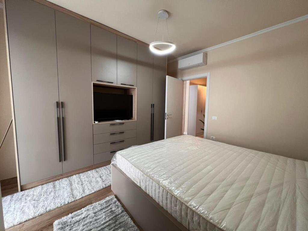 qira apartament modern 1+1 me post parkimi  liqeni i thate