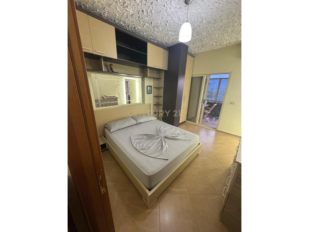 Vendesi appartamento 1+1+2 posti auto a Orikum 130.000 €