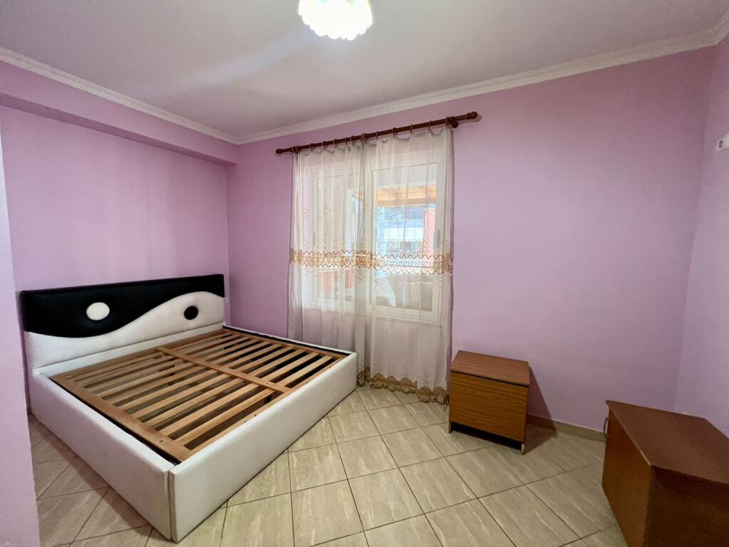 APARTAMENT 2+1+2 ME QIRA NE ASTIR