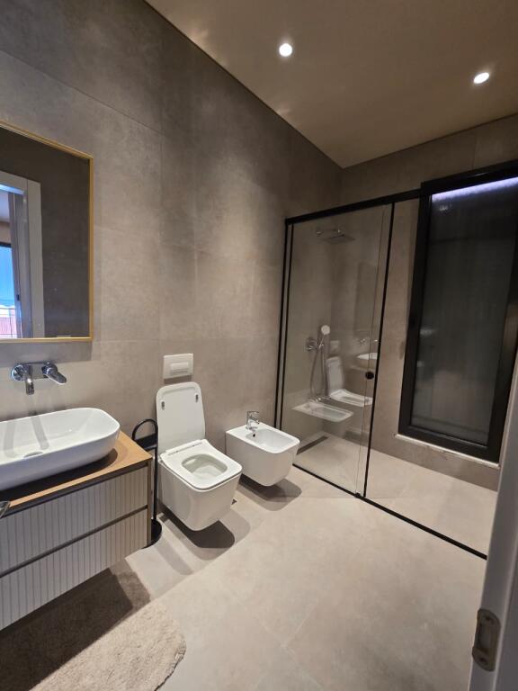 🏢 Jepet me Qira Apartament 2+1 – Delijorgji
