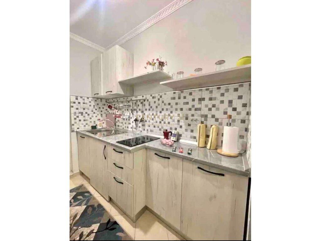 JEPET ME QIRA STUDIO -APARTAMENT 40m2 NE RRUGEN RRESHIT COLLAKU 450 € /Muaj