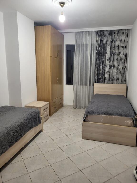 📣 QERA Apartament 2+1 Me 2 Tualete 📍 Rruga "5-Maji" ✨