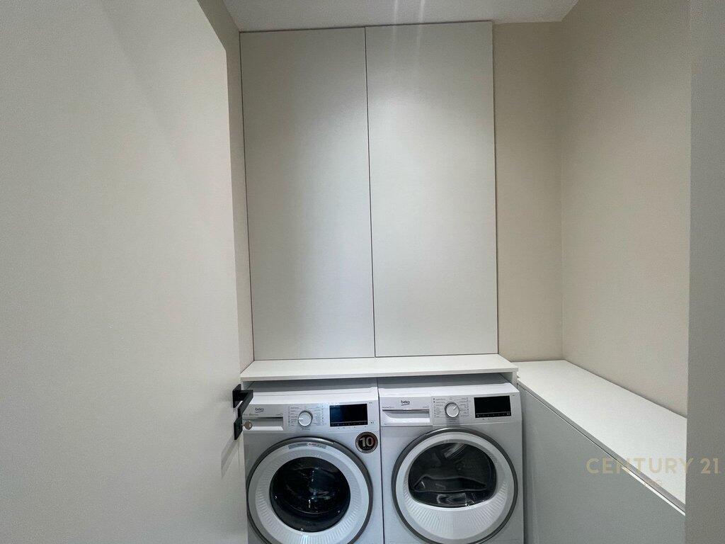 JAPIM ME QIRA APARTAMENT LUKSOZ+POST PARKIMI TEK REZIDENCA LAKE VIEW!