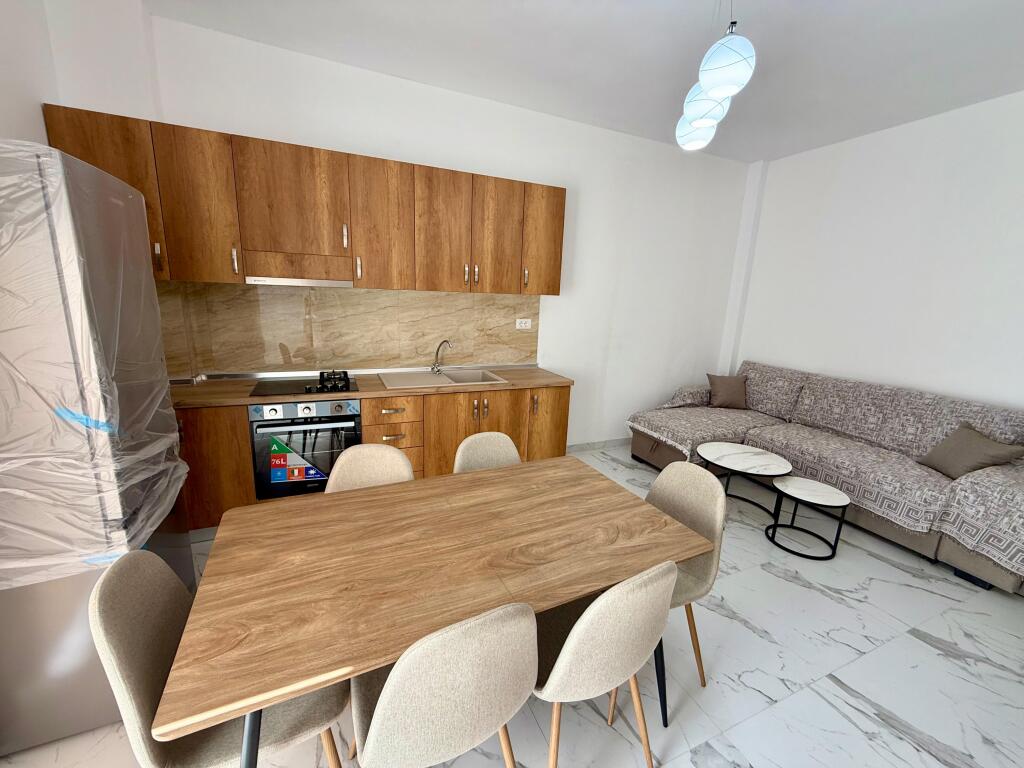 KAT VILE, APARTAMENT 2+1 PER QIRA