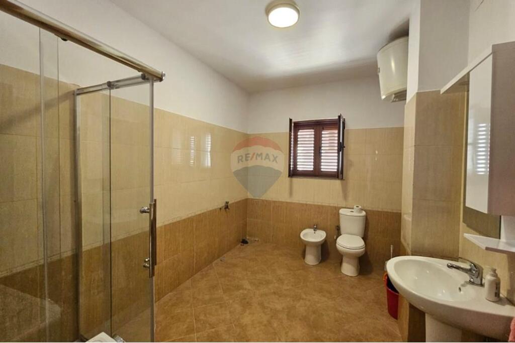 Apartament 2+1 per qira tek Siri Kodra !