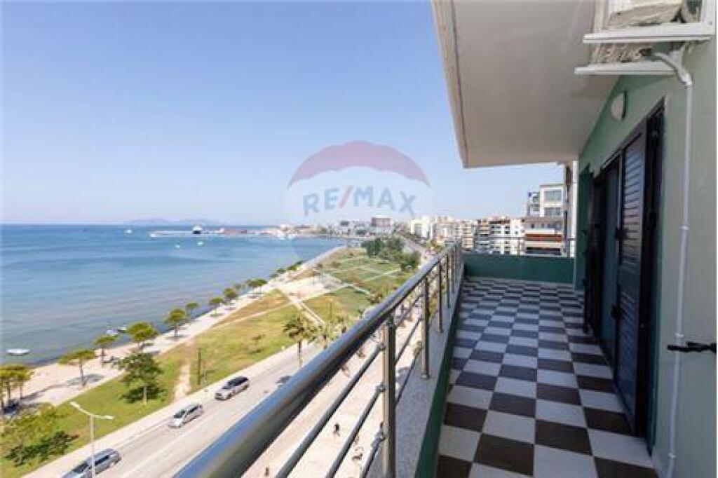 Apartament - Për Shitje - Rruga Reshat Osmani, Vlorë