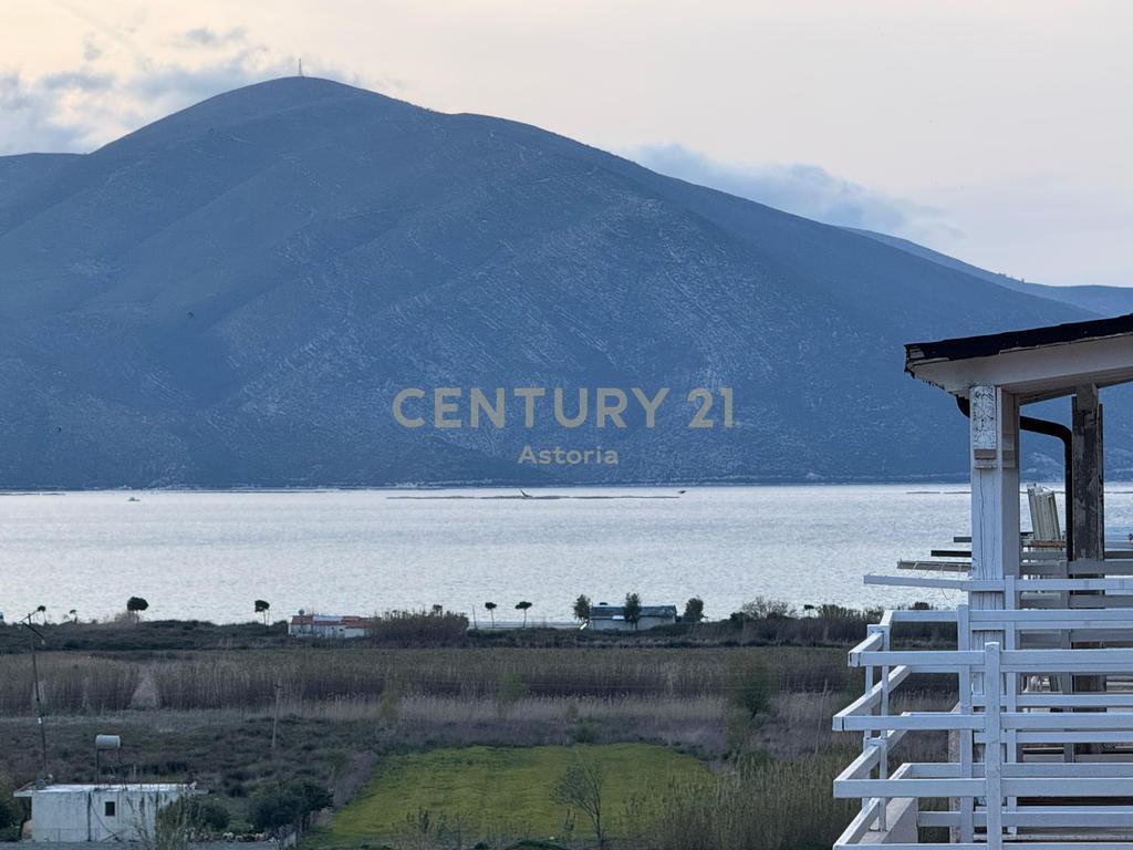 Vendesi appartamento 1+1+2 posti auto a Orikum 130.000 €