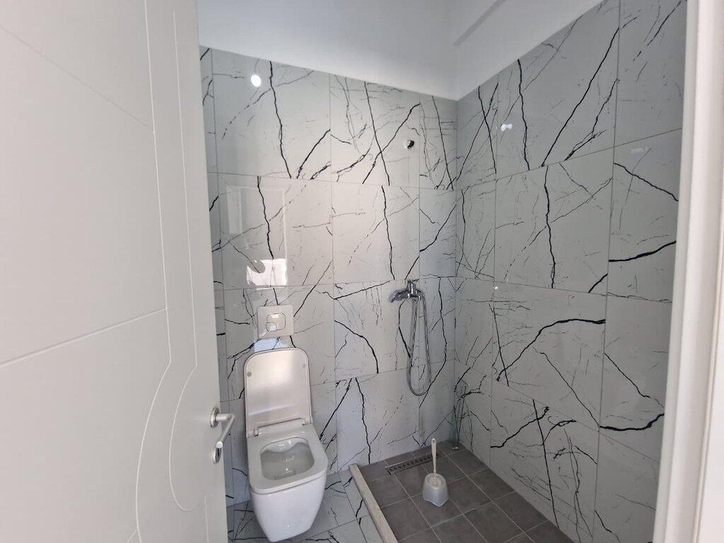 Ali Demi, Ambient Premium 251 m² – Ideal për Klinika, Zyrë Ekzekutive, Institucione Financiare!