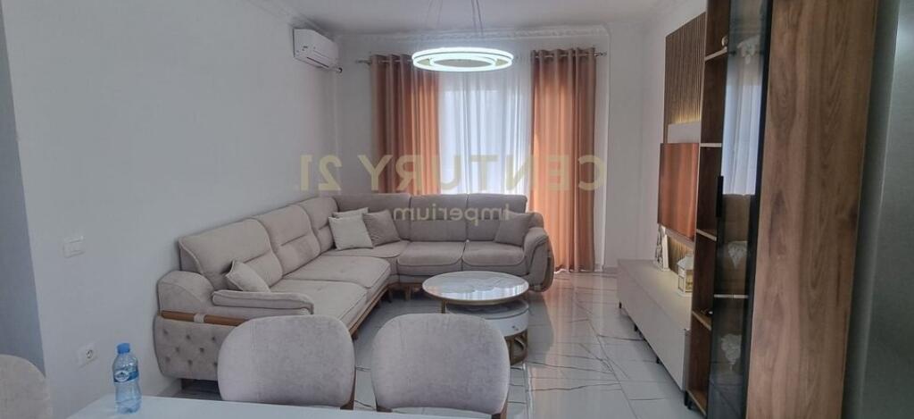 Apartament 2+1 me Qira në Fresk
