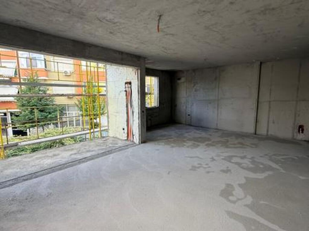 Shitet, Apartament 2+1+2, Kompleksi Palladium, Liqeni i Thate, Tirane