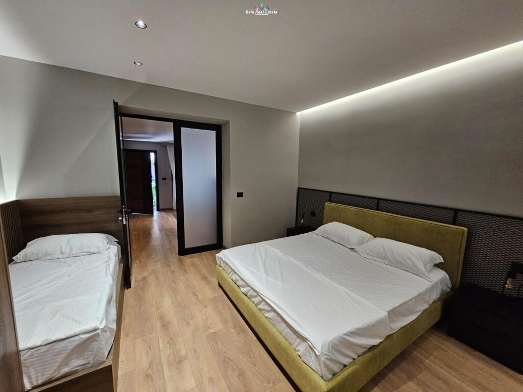 Apartament Me Qera 1+1 ne Myslym Shyri (ID B211379) Tirane