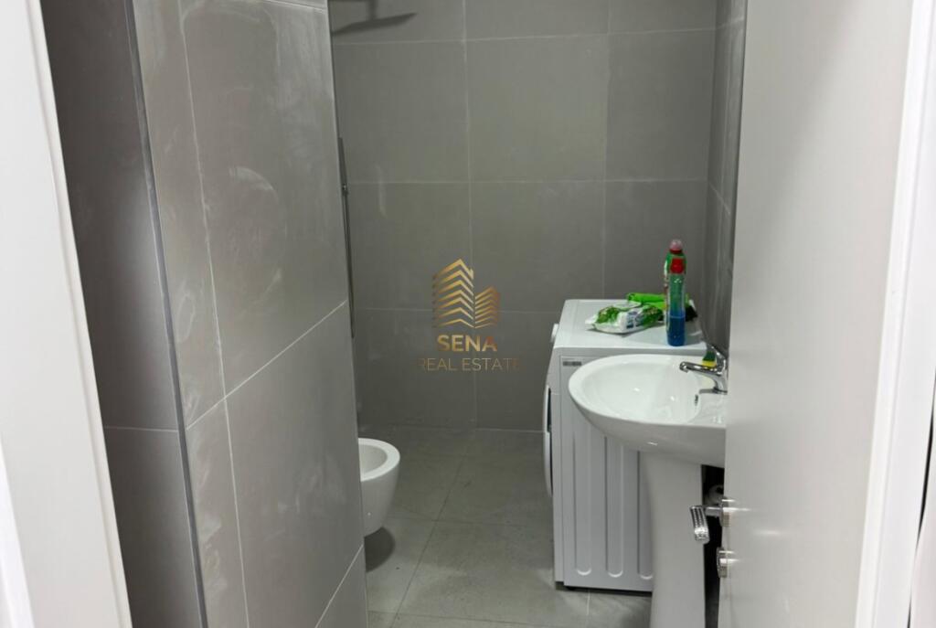 Qira, Apartament, 2+1+2wc + Post Parkimi, Astir, 700 Euro/Muaj