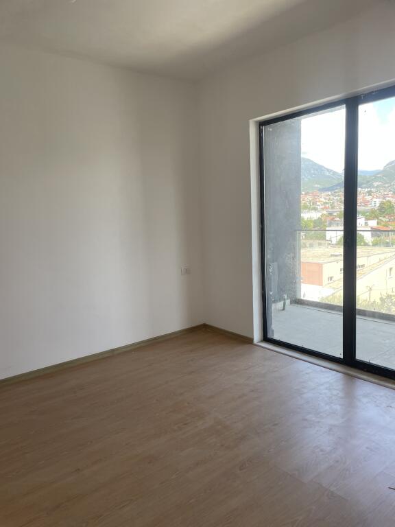 Apartment 1+1 for rent in 5 Maj Partially furnished new complex!