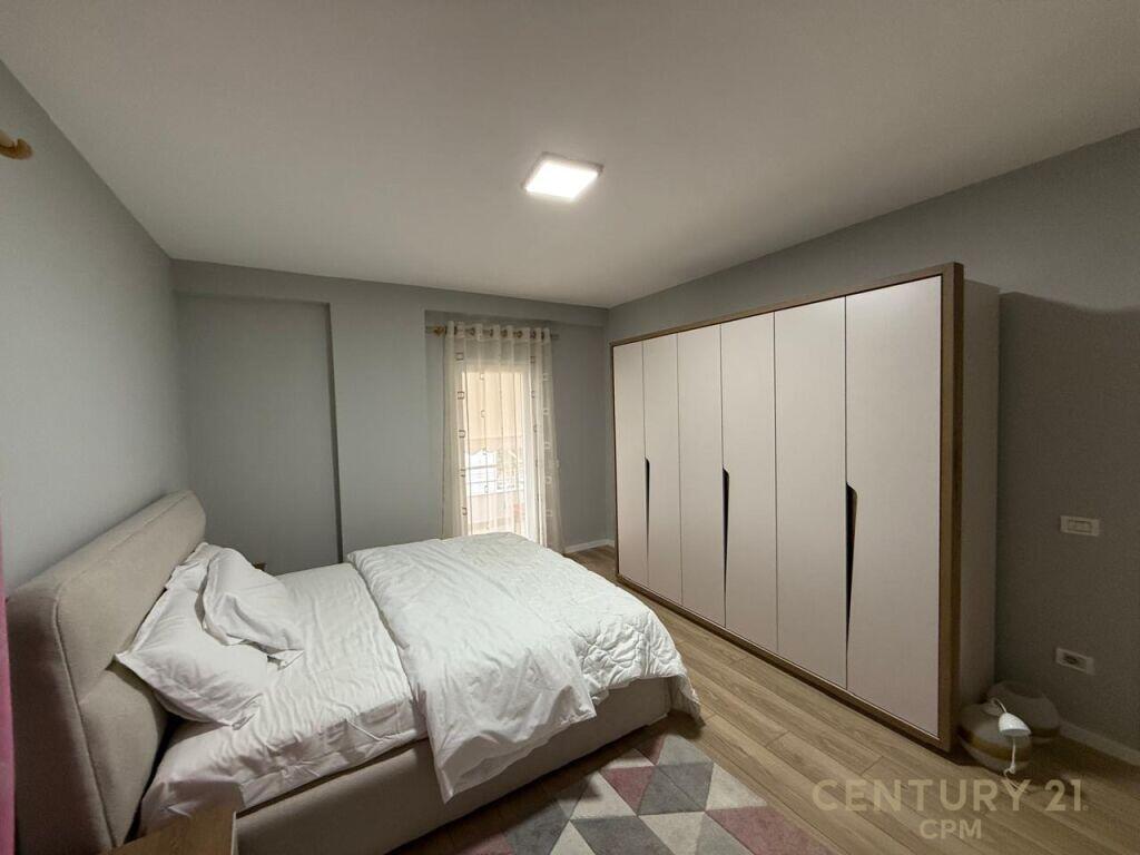 Jepet me qira apartament 2+1 ne Fresk!