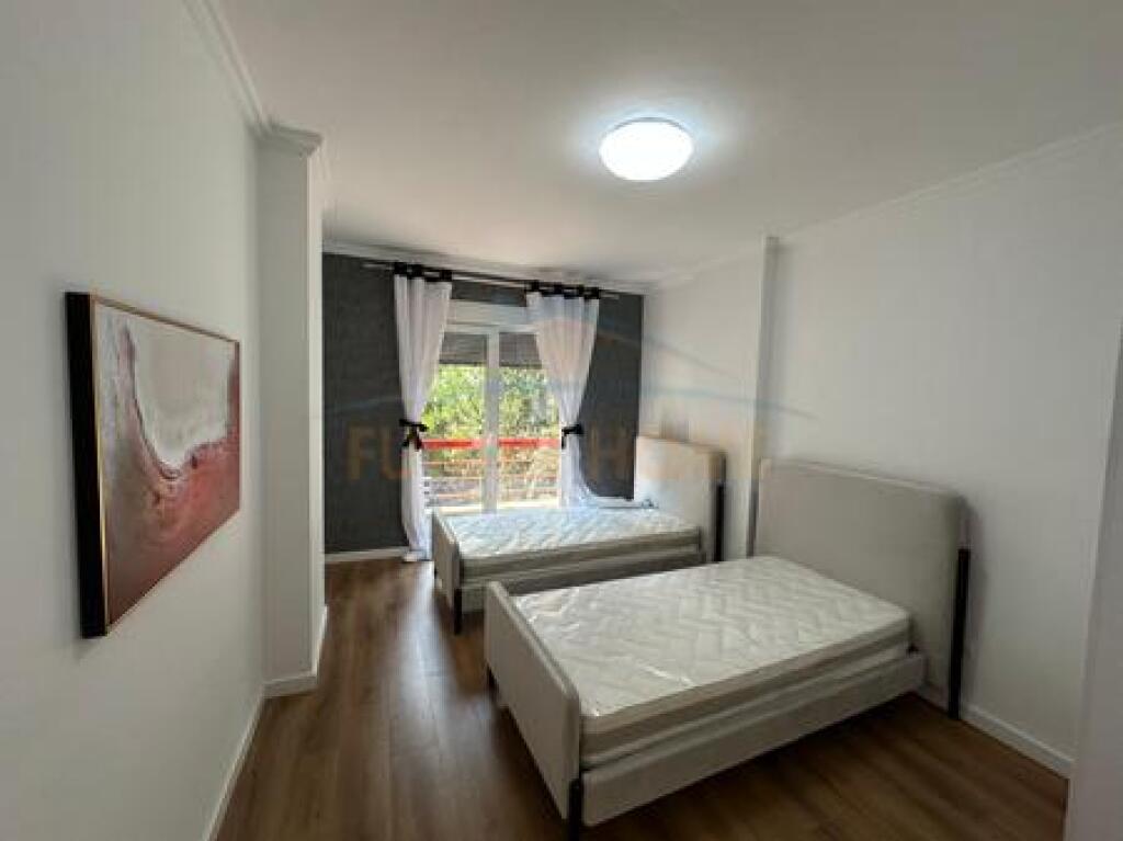 For sale, Apartment 2+1+2, Dry Lake, Tirana.