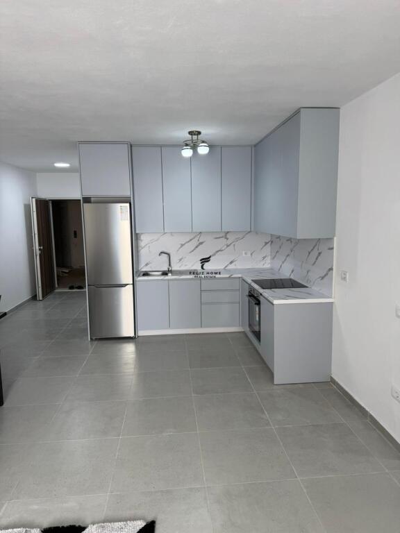 APARTAMENT ME QERA 2+1 ASTIR 700 EURO