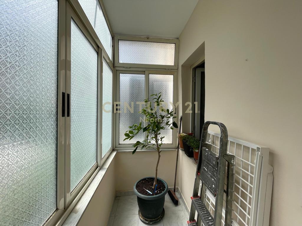 Modern apartment 3+1+2 for rent, near Garda !! 1,000 € /month