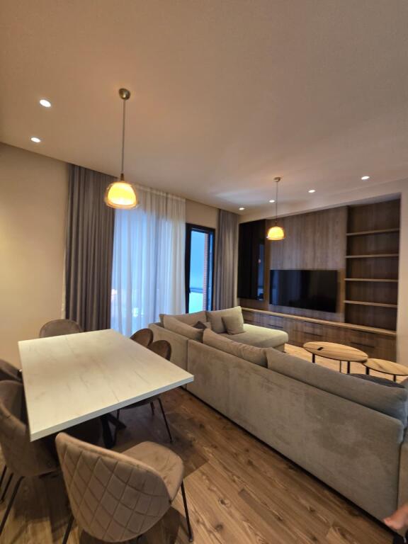 🏢 Jepet me Qira Apartament 2+1 – Delijorgji