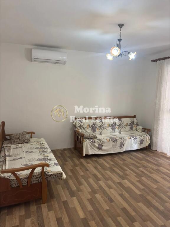 Qera Hyrje private 1+1, “Shkolla e Baletit” 400Euro/Muaj