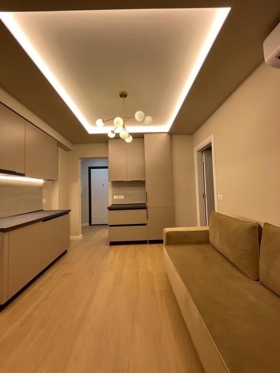 APARTAMENT LUKSOZ ME QIRA - BLV BAJRAM CURRI