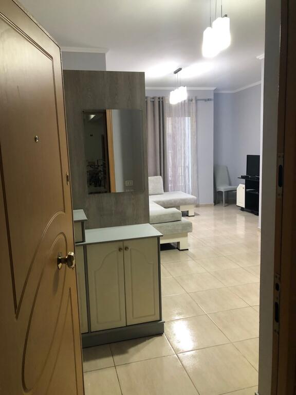 Jepet me qira apartament 2+1+2 në Misto Mame, Tiranë!
