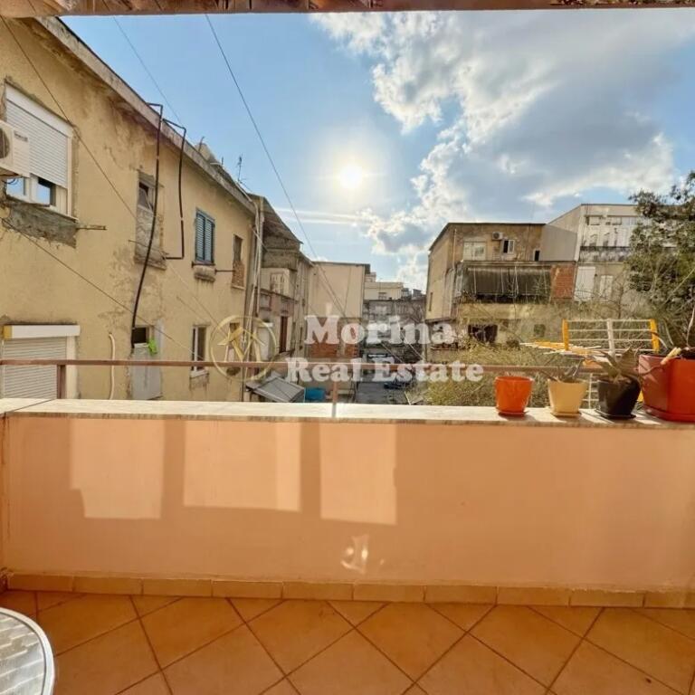 Rent Apartment 2+1 , Willson Square, 600 Euro/Month