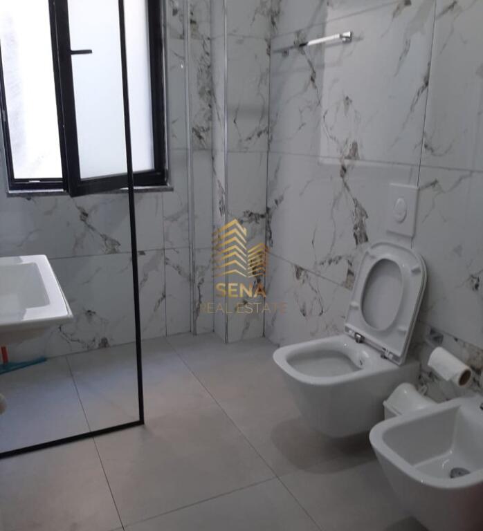 Qira,Hyrje Private 1+1+Post Parkimi, TEG, 400 Euro/Muaj