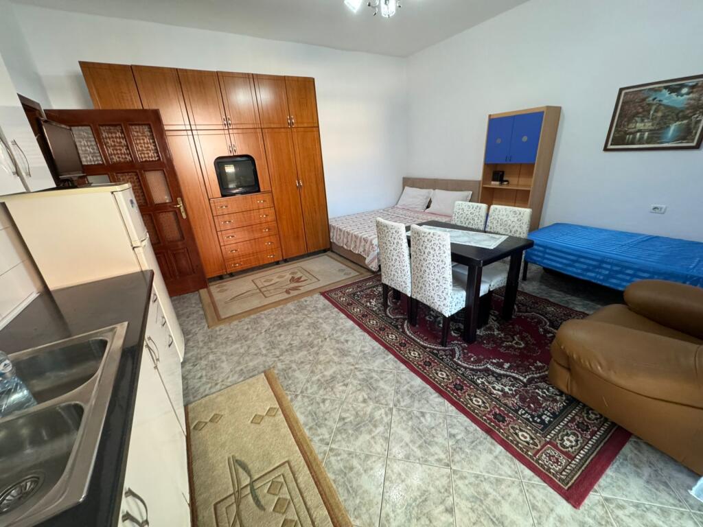 Monolocale in vendita, QSUT vicino a SHISH