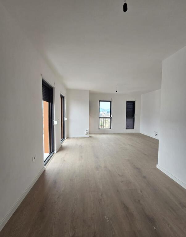 Apartment for sale! Red School 3+1+2 in a new building