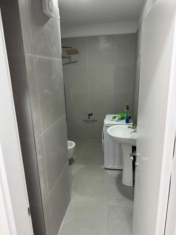 APARTAMENT ME QERA 2+1 ASTIR 700 EURO
