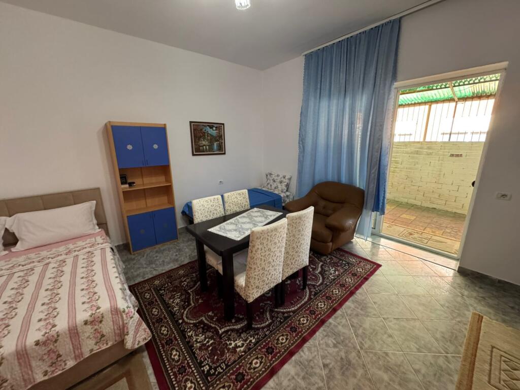 Monolocale in vendita, QSUT vicino a SHISH