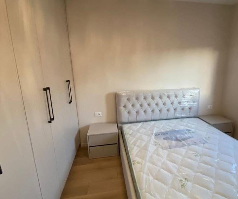 Te 2 Palmat, Astir Shitet apartament 2+1+2 tualete+2 Ballkone