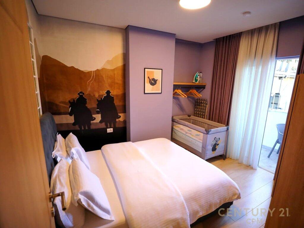 Apartament 2+1 me qira tek Shallvaret
