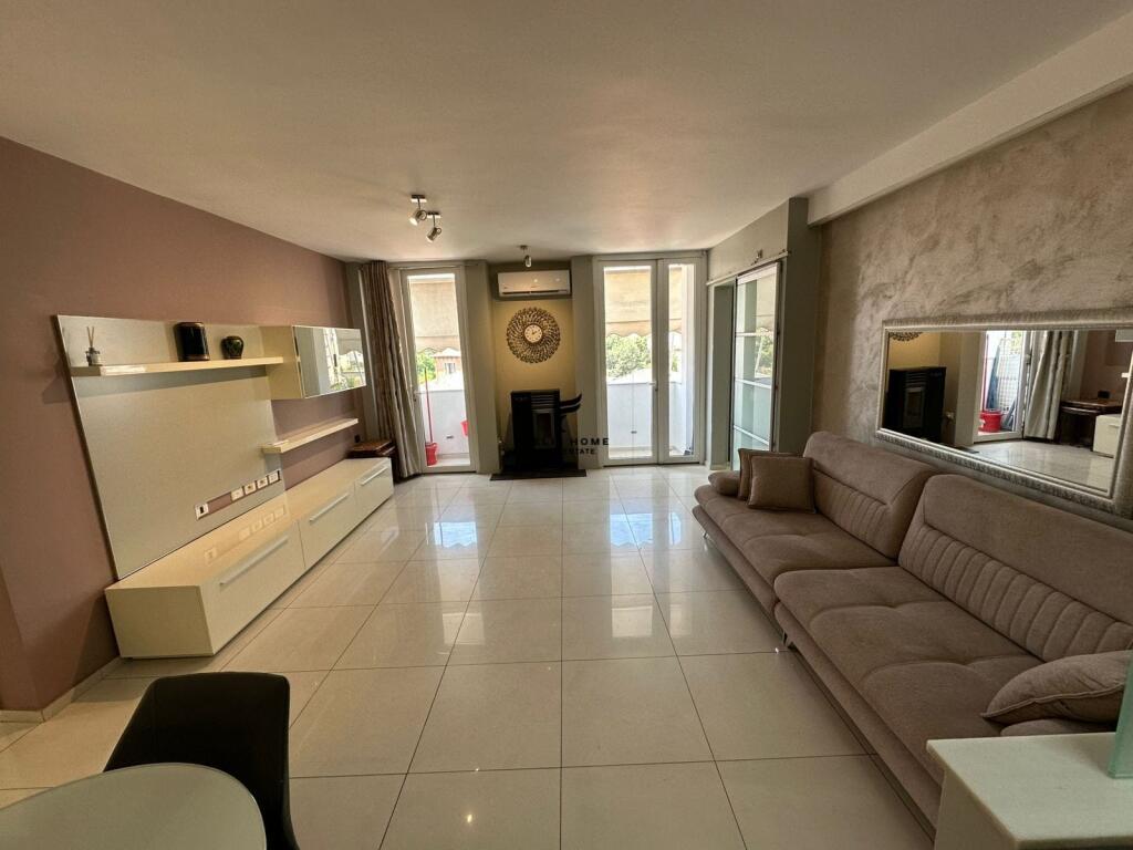 APARTAMENT ME QERA 3+1 PAZARI I RI 79.000 LEKE