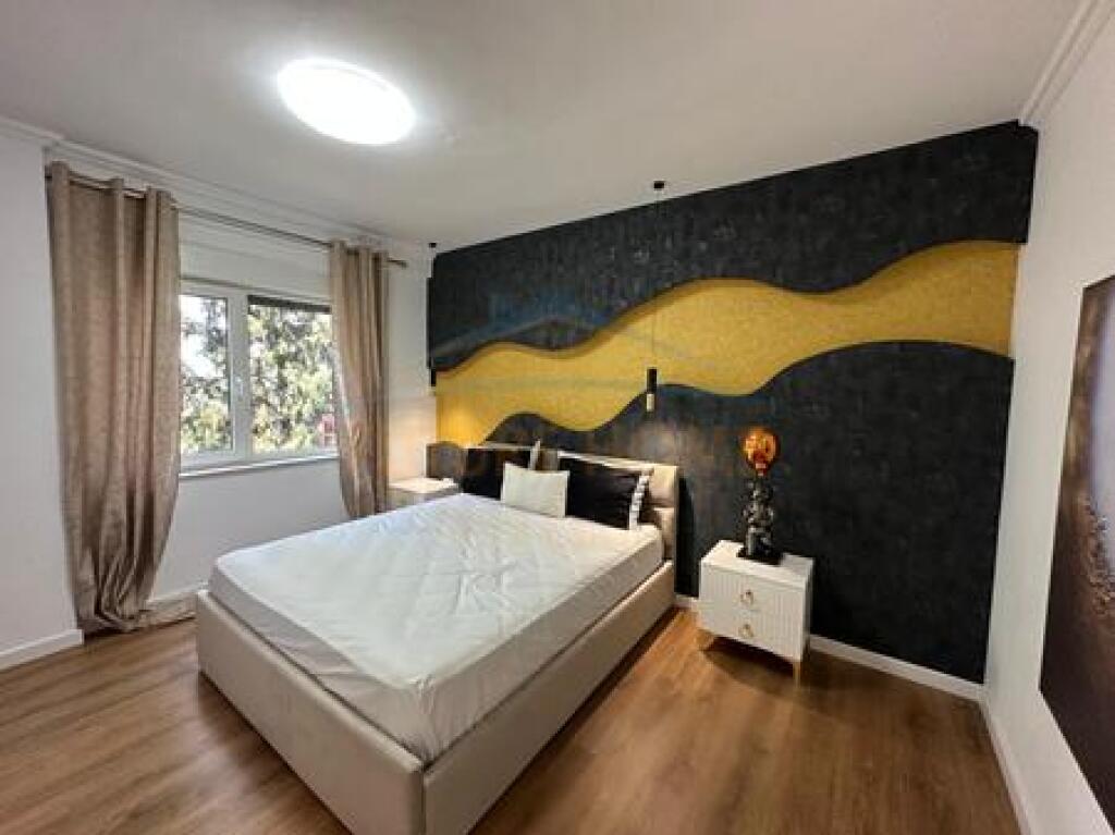 For sale, Apartment 2+1+2, Dry Lake, Tirana.