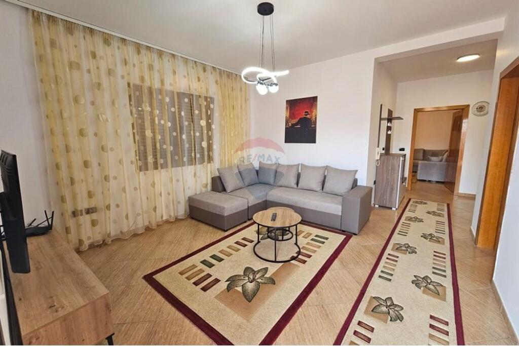 Apartament 2+1 per qira tek Siri Kodra !