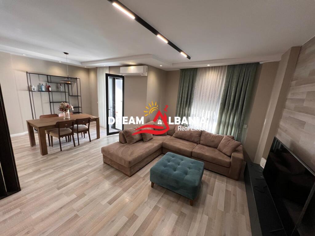 Apartment 2+1 for rent at 21 Dhjetori near Mondial in Tirana(ID 42215374)